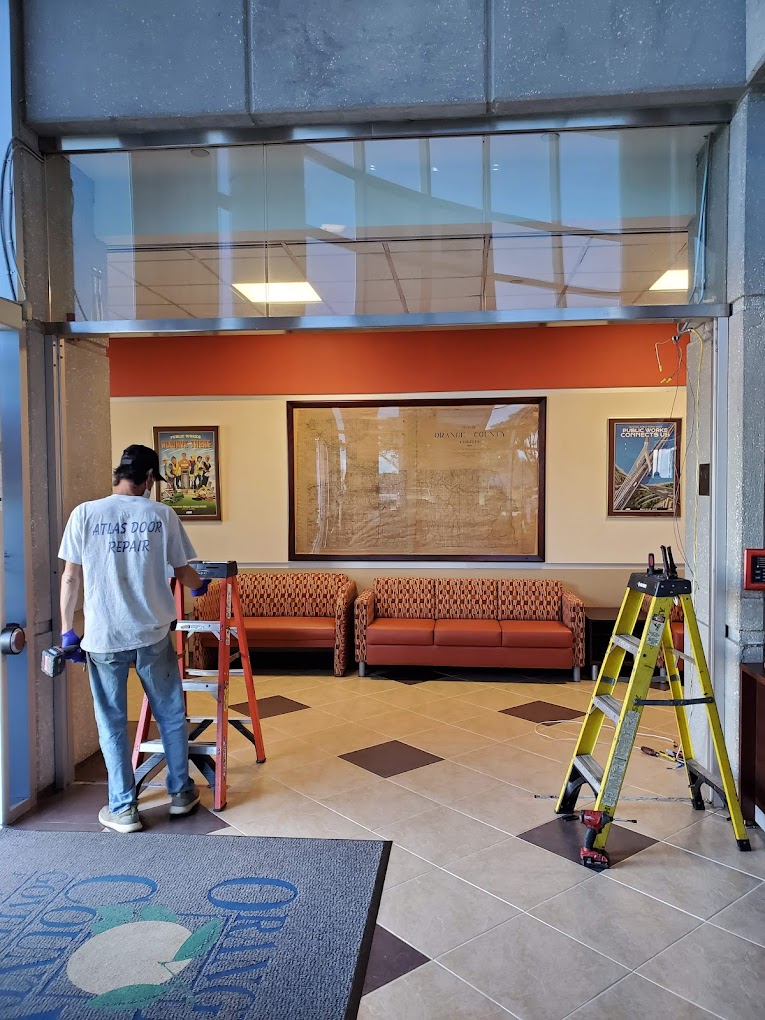 Chicago Commercial Door Repair Services